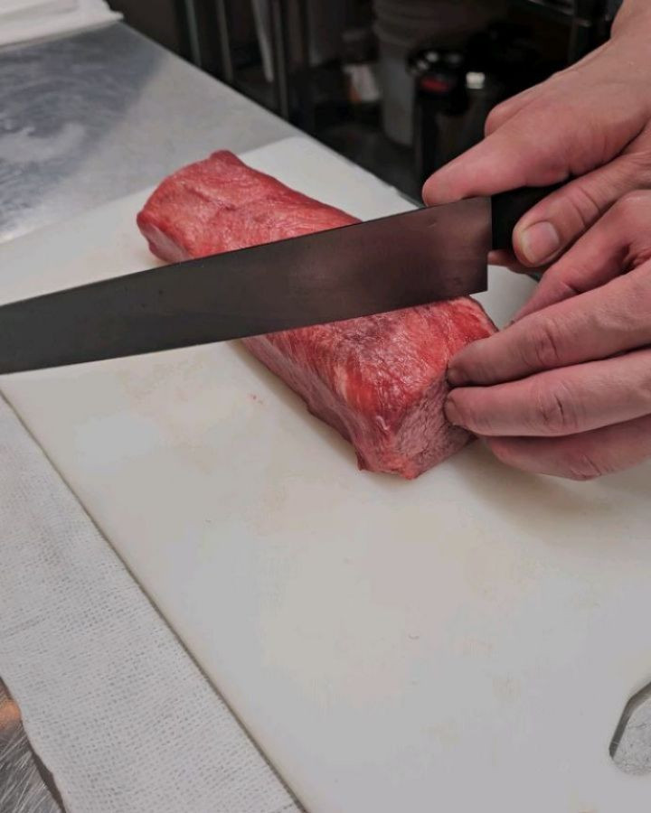 焼肉好きの皆さん必見❗️鶴屋町にある”牛たん焼き酒場 縁”