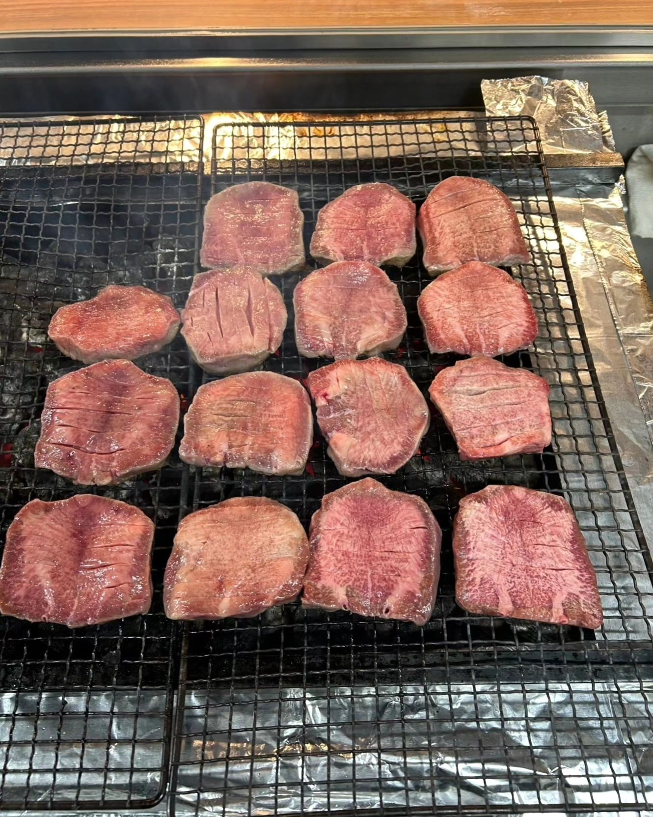 ✨ようこそ✨横浜の鶴屋町にある『牛たん焼き縁』へ❕焼き立ての